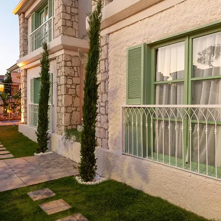 Cerenity Alacati Ξενοδοχείο *