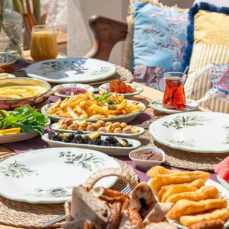 Ξενοδοχείο Cerenity Alacati