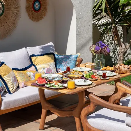 Cerenity Alacati Hotell *