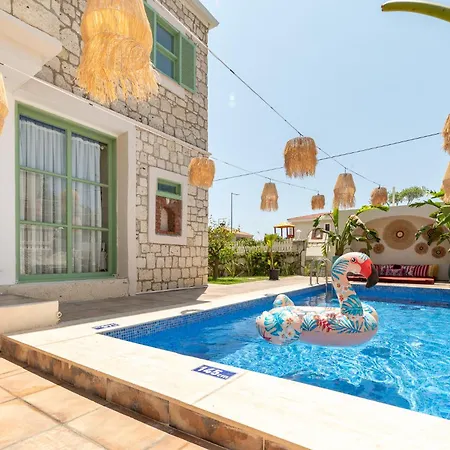 Cerenity Alacati * Чешме