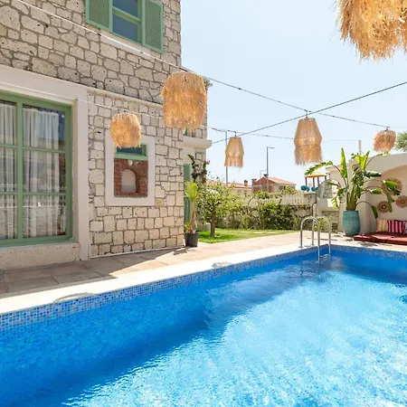 Cerenity Alacati Готель