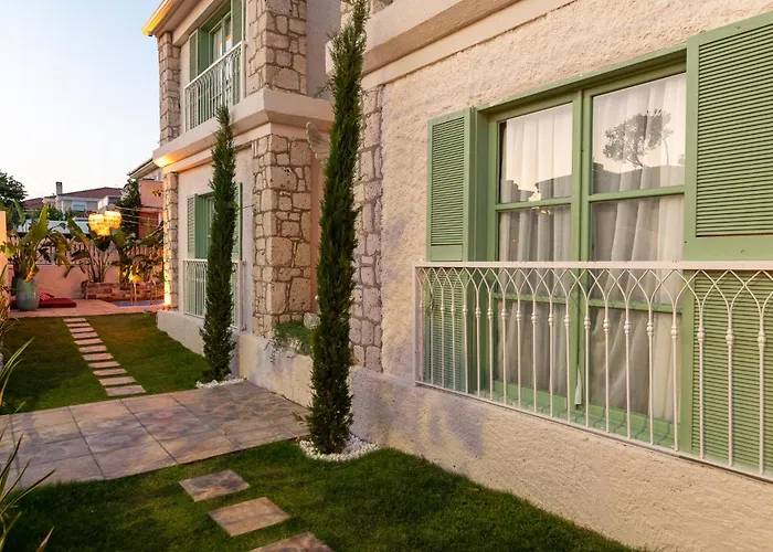 Cerenity Alacati 酒店 *