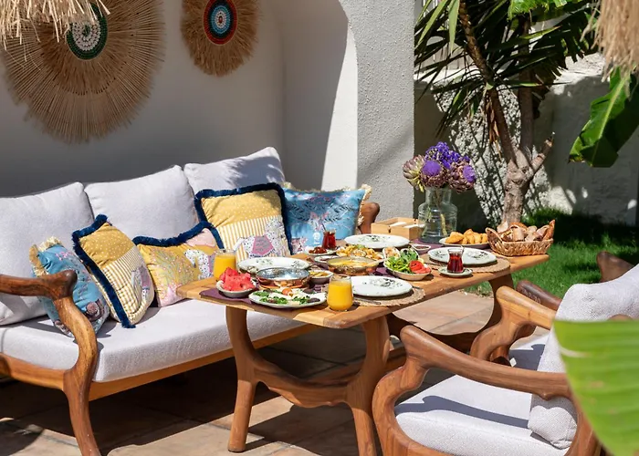 Cerenity Alacati 酒店 *