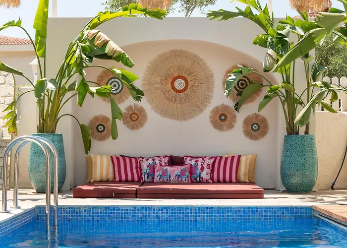 Cerenity Alacati 酒店 *